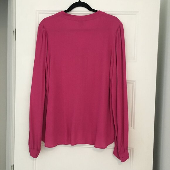 Button-Front Long Sleeve Blouse - Picture 3 of 4